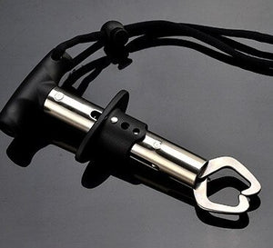 Grip Fishing Tool